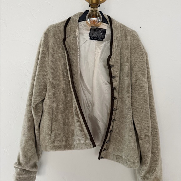 Tsunami Jackets & Blazers - Elegant Beige Button-Up Blazer